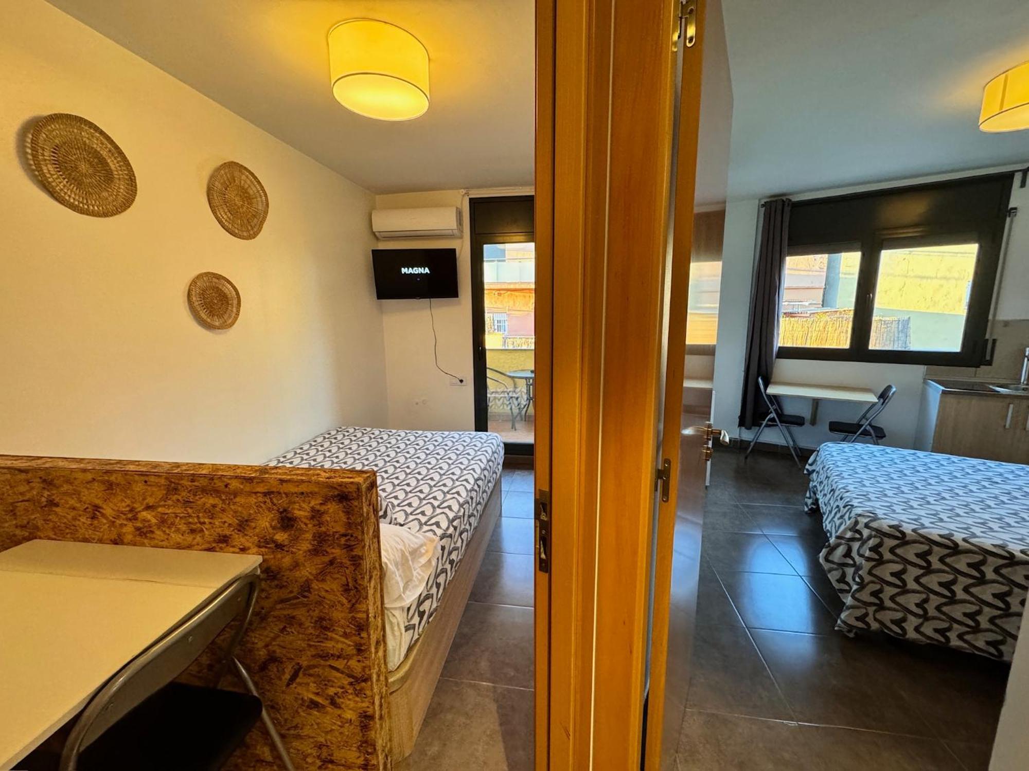 Mt Boutique Suites Y Apartamentos - Adults Only - Матаро Экстерьер фото