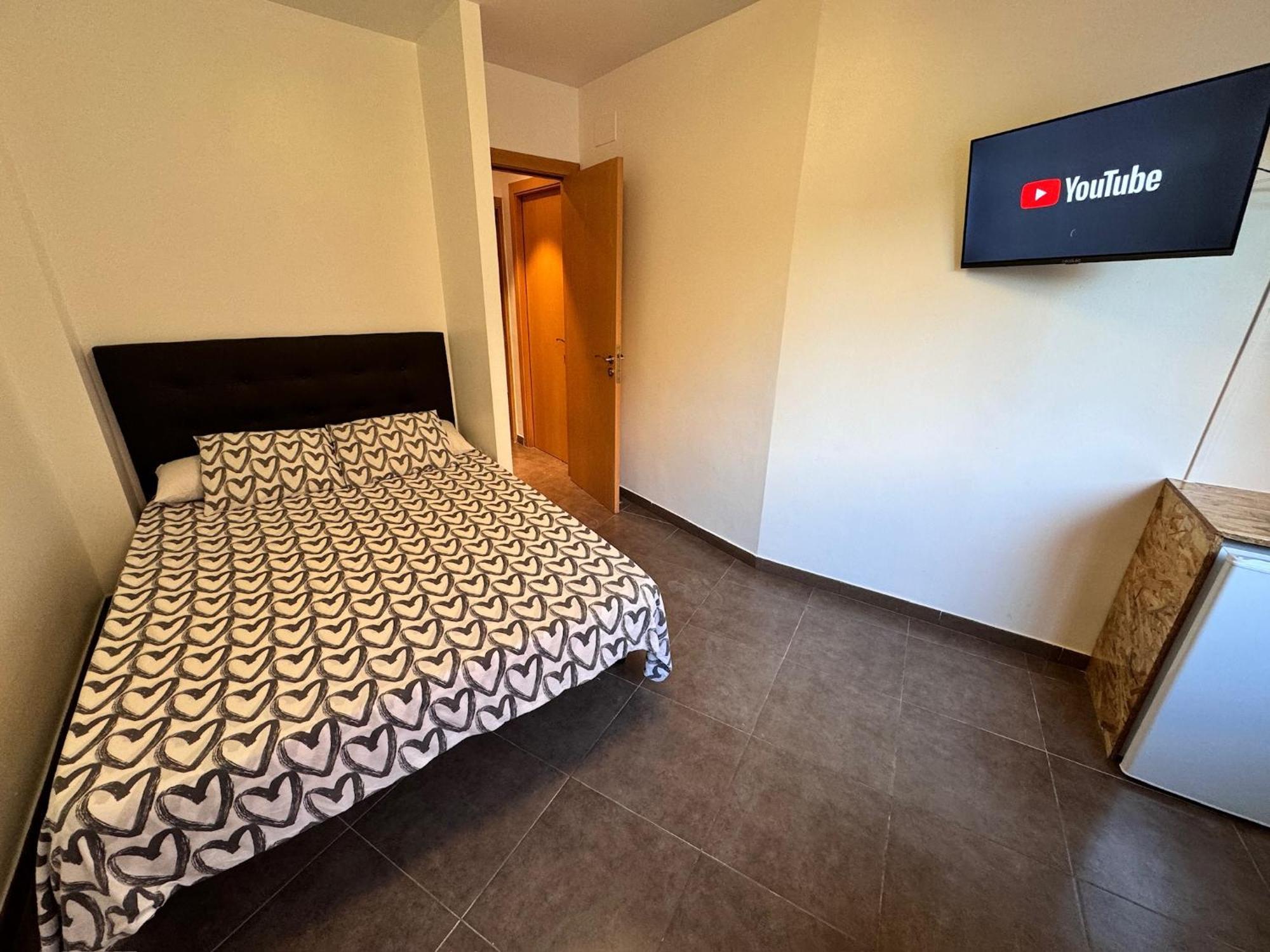 Mt Boutique Suites Y Apartamentos - Adults Only - Матаро Экстерьер фото