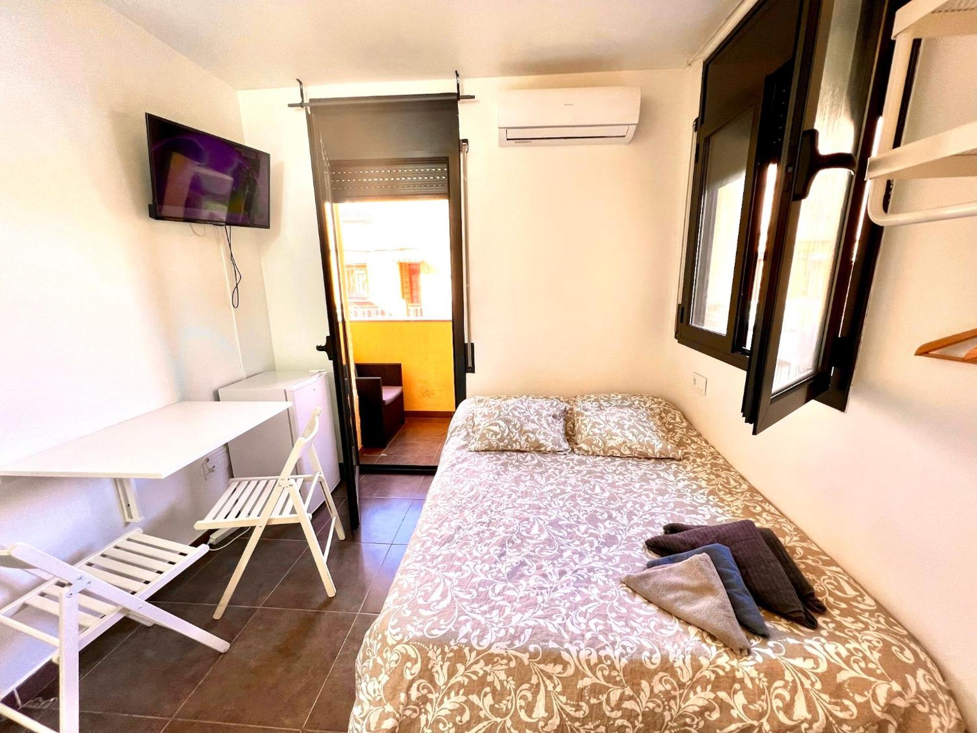 Mt Boutique Suites Y Apartamentos - Adults Only - Матаро Экстерьер фото