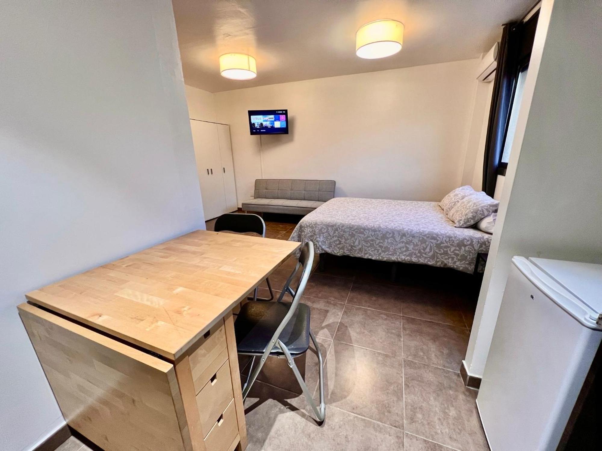Mt Boutique Suites Y Apartamentos - Adults Only - Матаро Экстерьер фото
