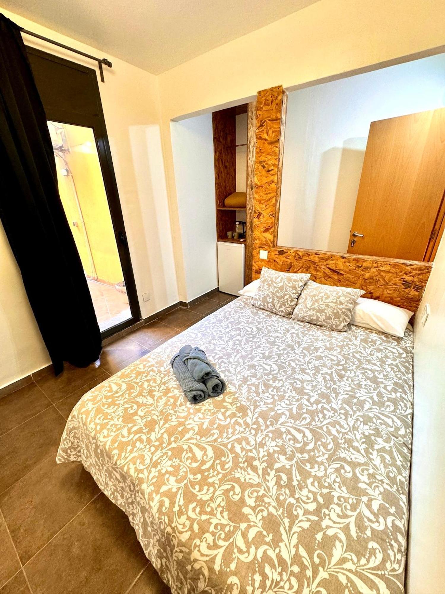 Mt Boutique Suites Y Apartamentos - Adults Only - Матаро Экстерьер фото