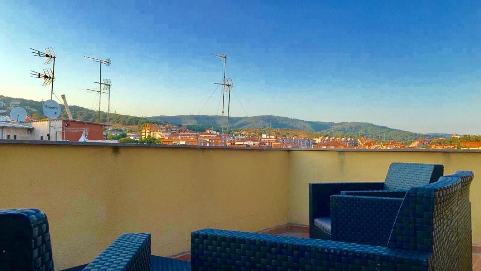 Mt Boutique Suites Y Apartamentos - Adults Only - Матаро Экстерьер фото