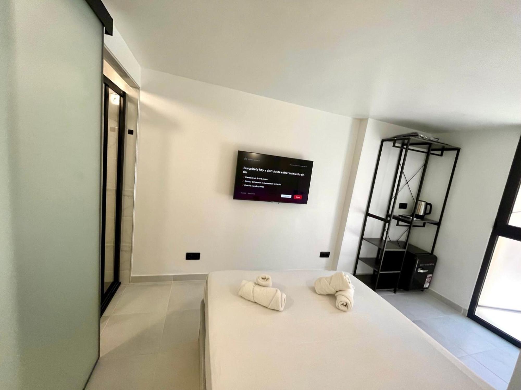 Mt Boutique Suites Y Apartamentos - Adults Only - Матаро Экстерьер фото